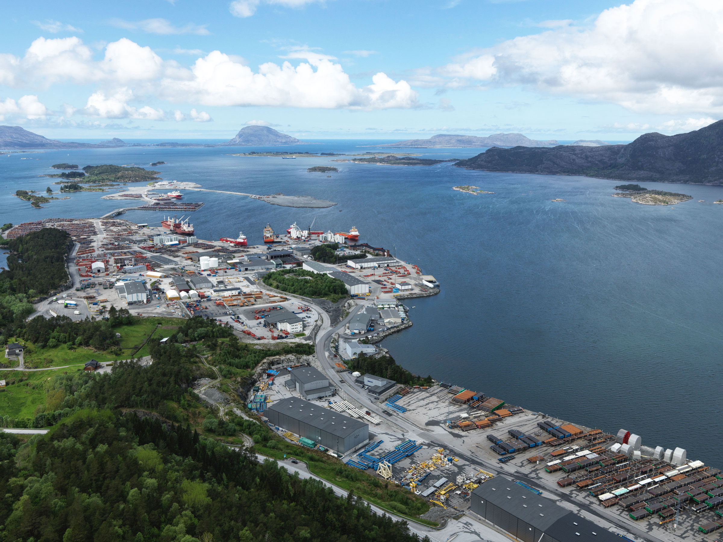 Fjord Base, forsyningsbase, offshore wind, Florø, forsyning, supply, olje og gass